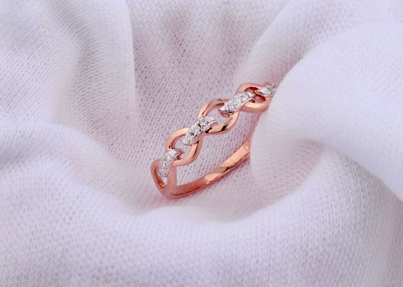 18K Rose Gold Ring with Diamonds